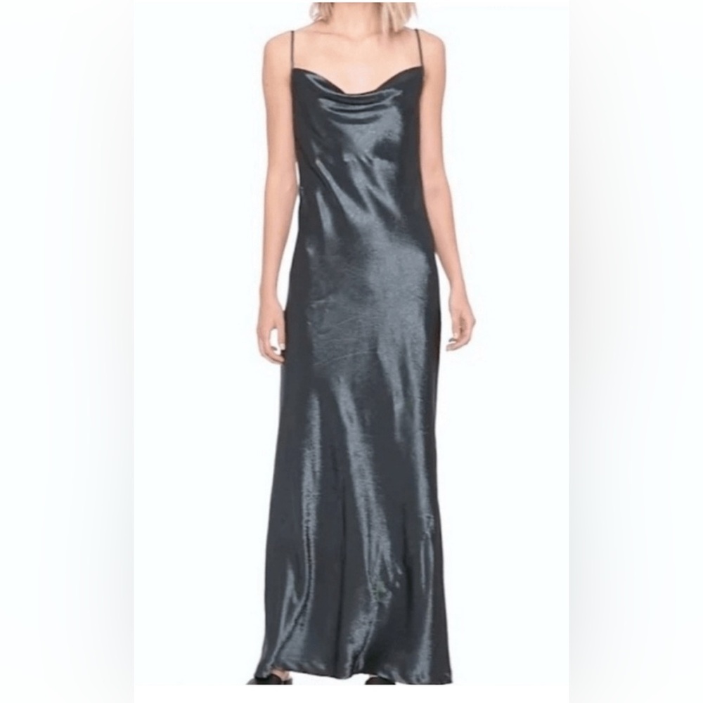 Banana Republic Never worn , NWT, maxi dress in a crushed satin- look material